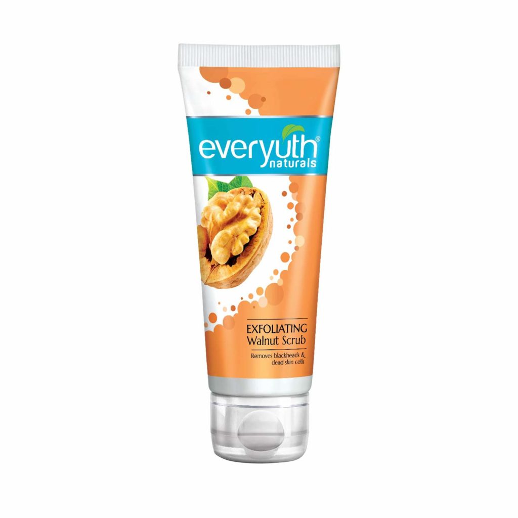 Everyuth Naturals Exfoliating walnut scrub