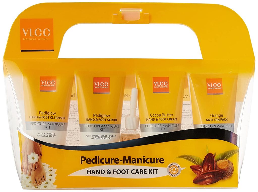 VLCC Manicure and Pedicure kit